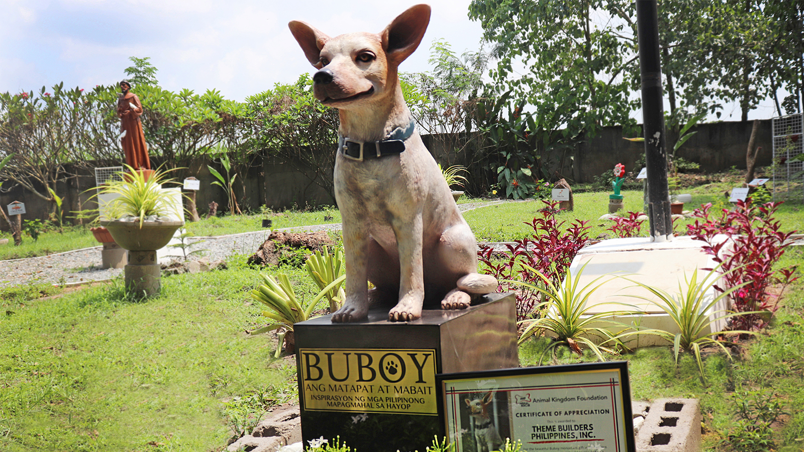 Themebuilders Philippines design and build "Buboy" statue donated to Animal Kingdom Foundation